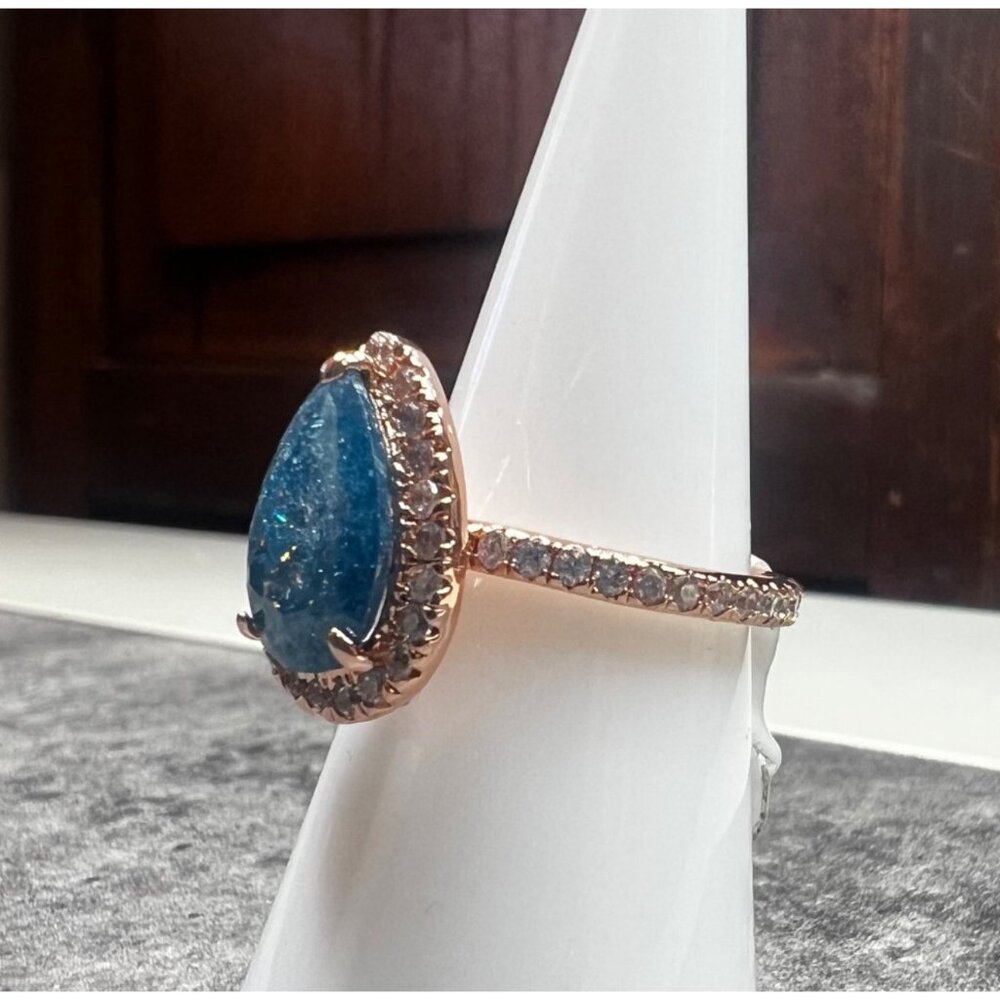 Ring Bomb Party Ring, size 6, speckled blue stone rose gold band - Picture 7 of 8